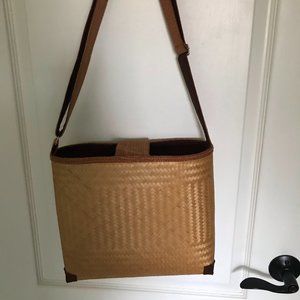 Beautiful Tan Basket weave Cross Body Handbag